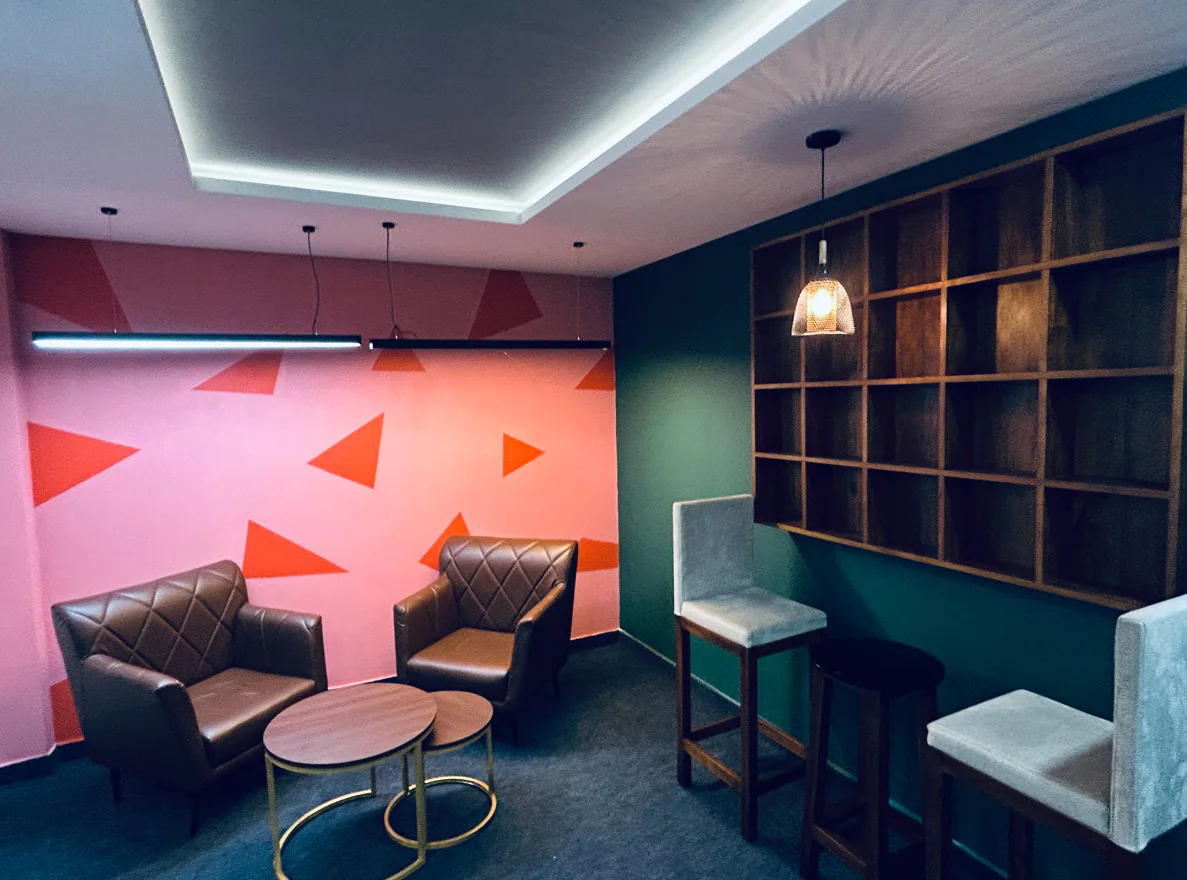 Studio Room 2